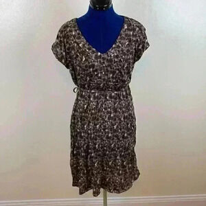 EDDIE Bauer V-Neck Knit Dress. Size M.